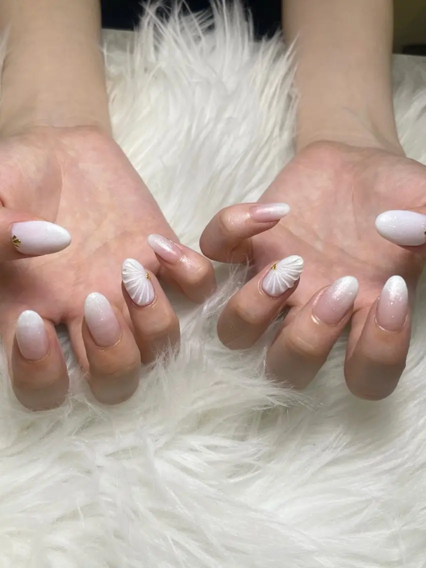 ネイル ハンドネイル ハンドケア SunnyRoa aguri ୨୧˖*のネイルデザイン