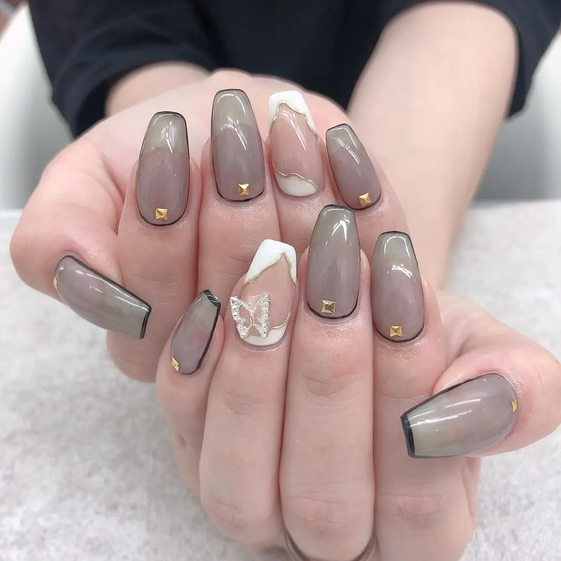 ネイル ハンドネイル フットネイル ナナイチゼロ I.Naoのネイルデザイン