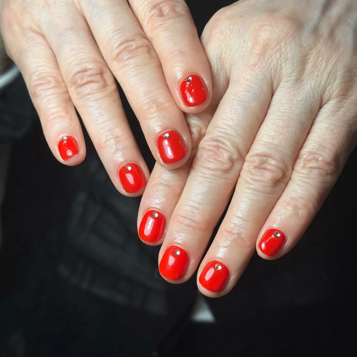 ネイル ストーンネイル Tagi Nail 銀座店のネイルデザイン