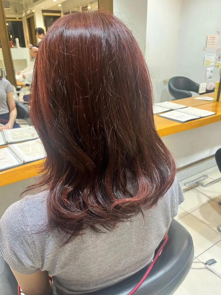 カラー ブリーチ 透明感カラー ブリーチなしカラー レッドカラー ヘアカラー カラーモデル募集中/ 川合絢子のヘアスタイル