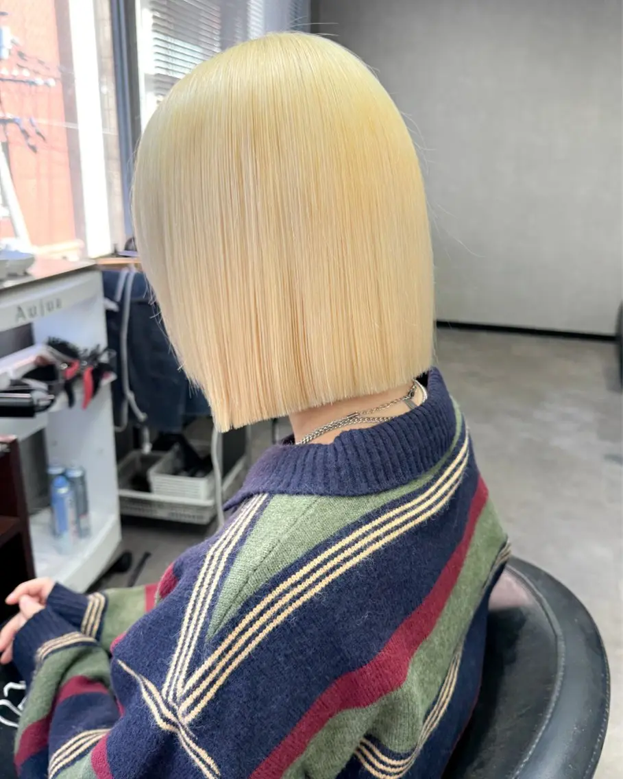 ミディアム ヘアカラー トリートメント ハイトーンエクステ 🎩カズキ🎩のヘアスタイル