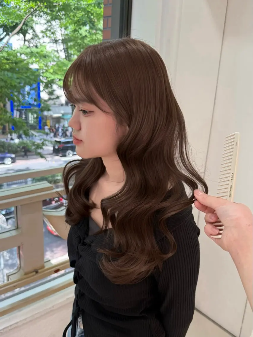 ロング カラー カット ヘアカラー トリートメント まろやか艶ベージュ 🧸🪞Honoのヘアスタイル