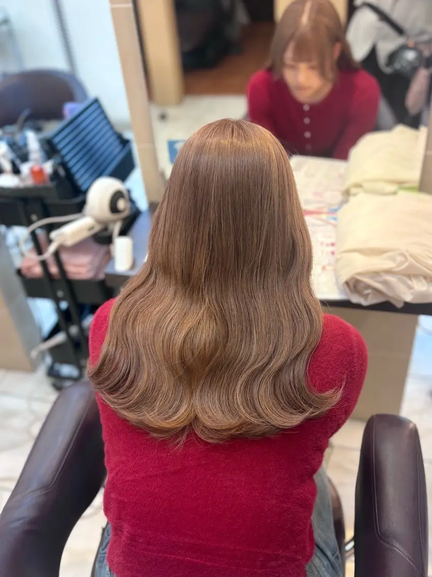 ロング カラー ヘアカラー トリートメント 🎀透明感カラー 🎀ナズナのヘアスタイル