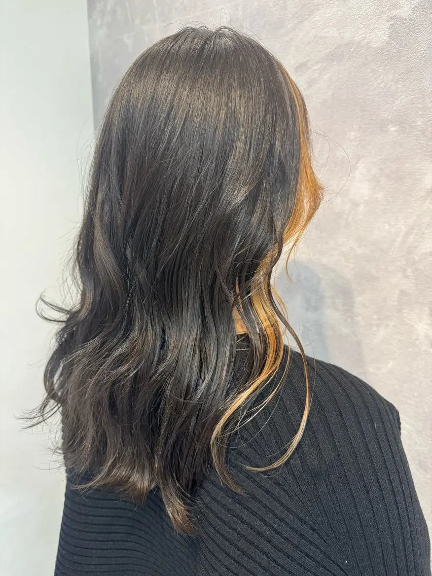 ロング カラー カット ヘアカラー トリートメント ヒヨシ ルナのヘアスタイル
