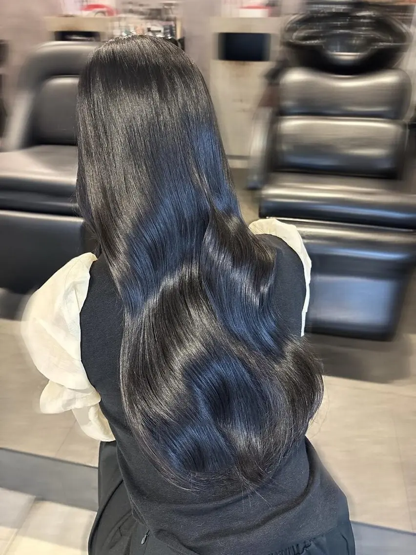 ロング カラー ヘアカラー 🎀🎶はがりな ワンカラー💝のヘアスタイル