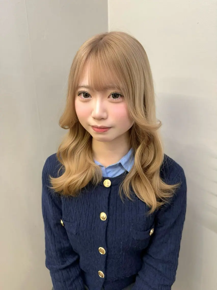 セミロング カラー ヘアカラー レイヤー/ハイトーン 梅田中崎町/あかりのヘアスタイル