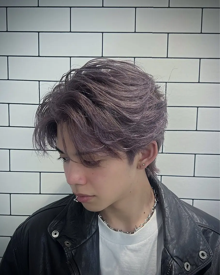 ミディアム カラー メンズ 湖城 恵吾のヘアスタイル