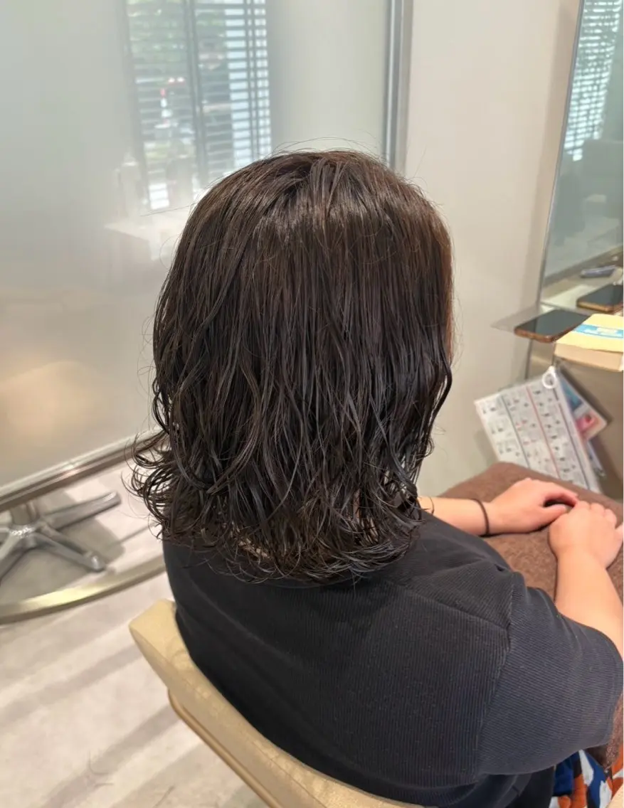 ミディアム パーマ カット パーマ ショート/メンズカッ ト募集中✨️白倉仁奈のヘアスタイル