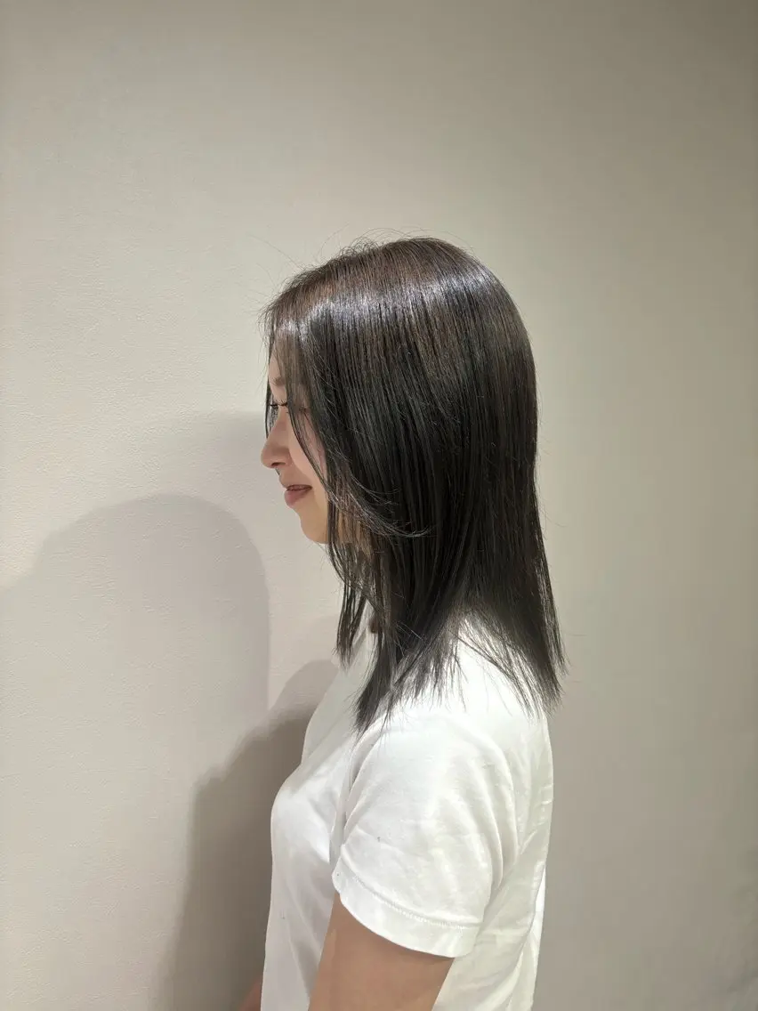 セミロング カラー ブリーチ オレンジ ヘアカラー 🐼 こゆきのヘアスタイル