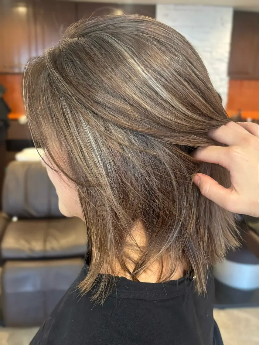 ショート ハイライト 🌺海外風ハイライト 🌺カマタ アンナのヘアスタイル