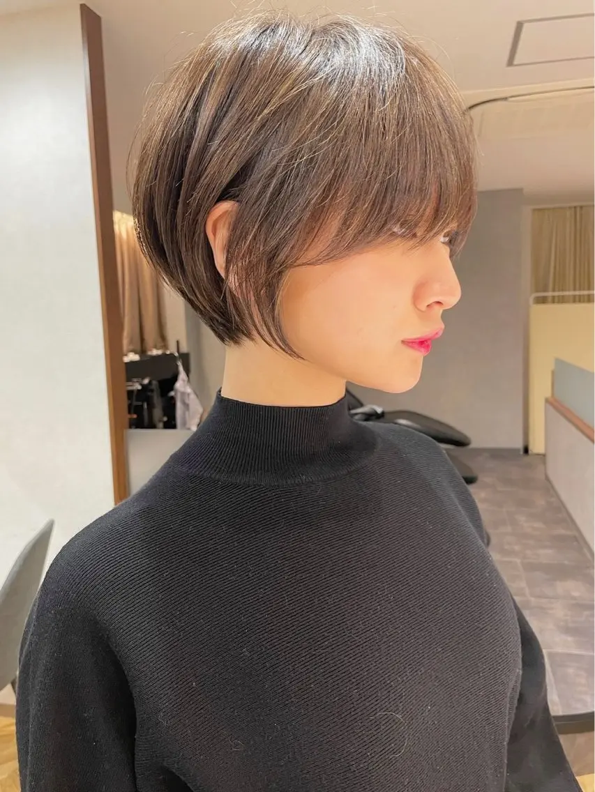 ショート カラー カット ヘアカラー トリートメント Aster 店長 れおんのヘアスタイル