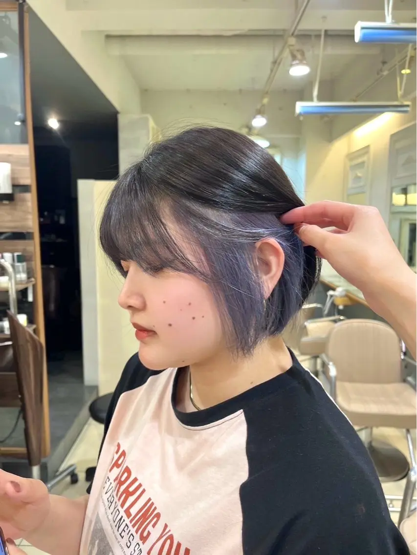 ショート カラー ブルーカラー シルバー 横浜/カットモデル/ ボブ/佐藤桃香 🦥のヘアスタイル