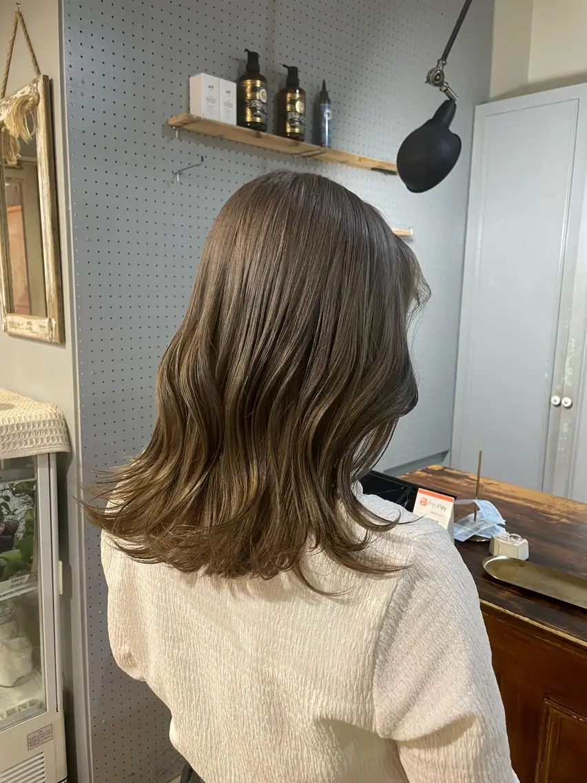 ミディアム カラー ヘアカラー トリートメント 🤩噂のMr.髪ポジ ティブ®️yu🤩のヘアスタイル