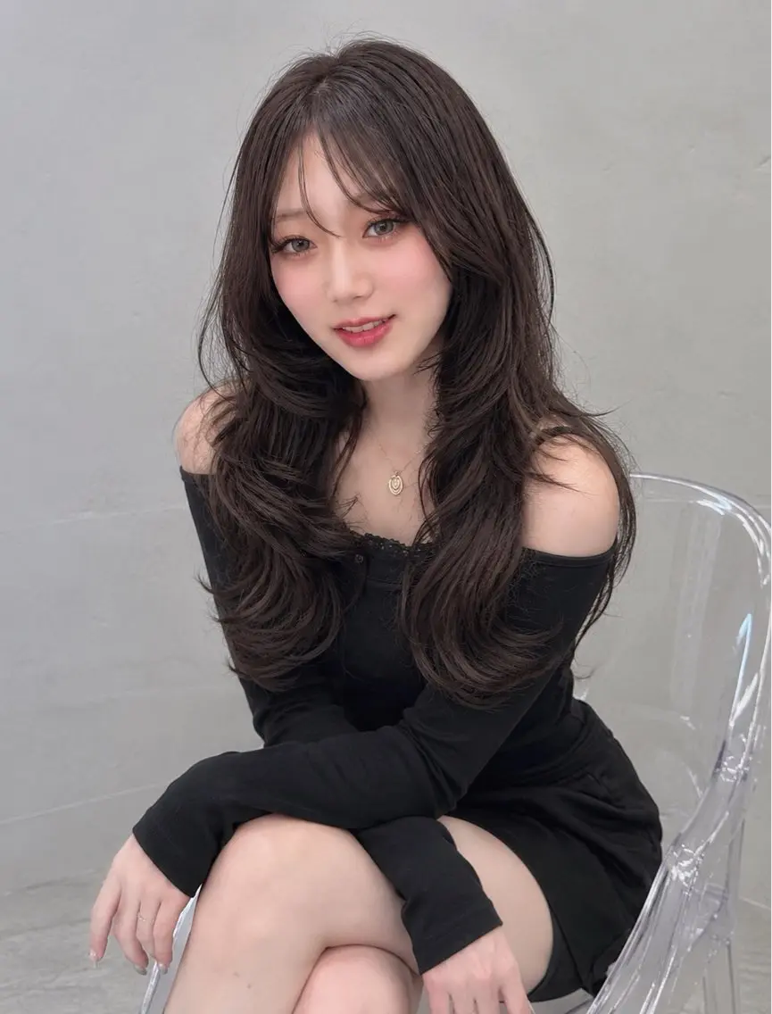 ロング カラー ヘアアレンジ レイヤーカット カット ヘアカラー トリートメント ヘッドスパ ヘアセット 韓国レイヤーカット /韓国トレンドカラーのヘアスタイル