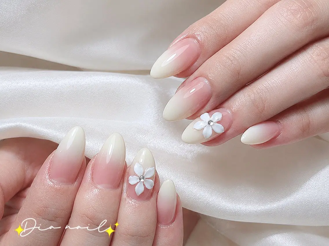 ネイル フットネイル 韓国ネイル レース マグネットネイル ニュアンスネイル ハンドネイル Dia nail サロンのネイルデザイン