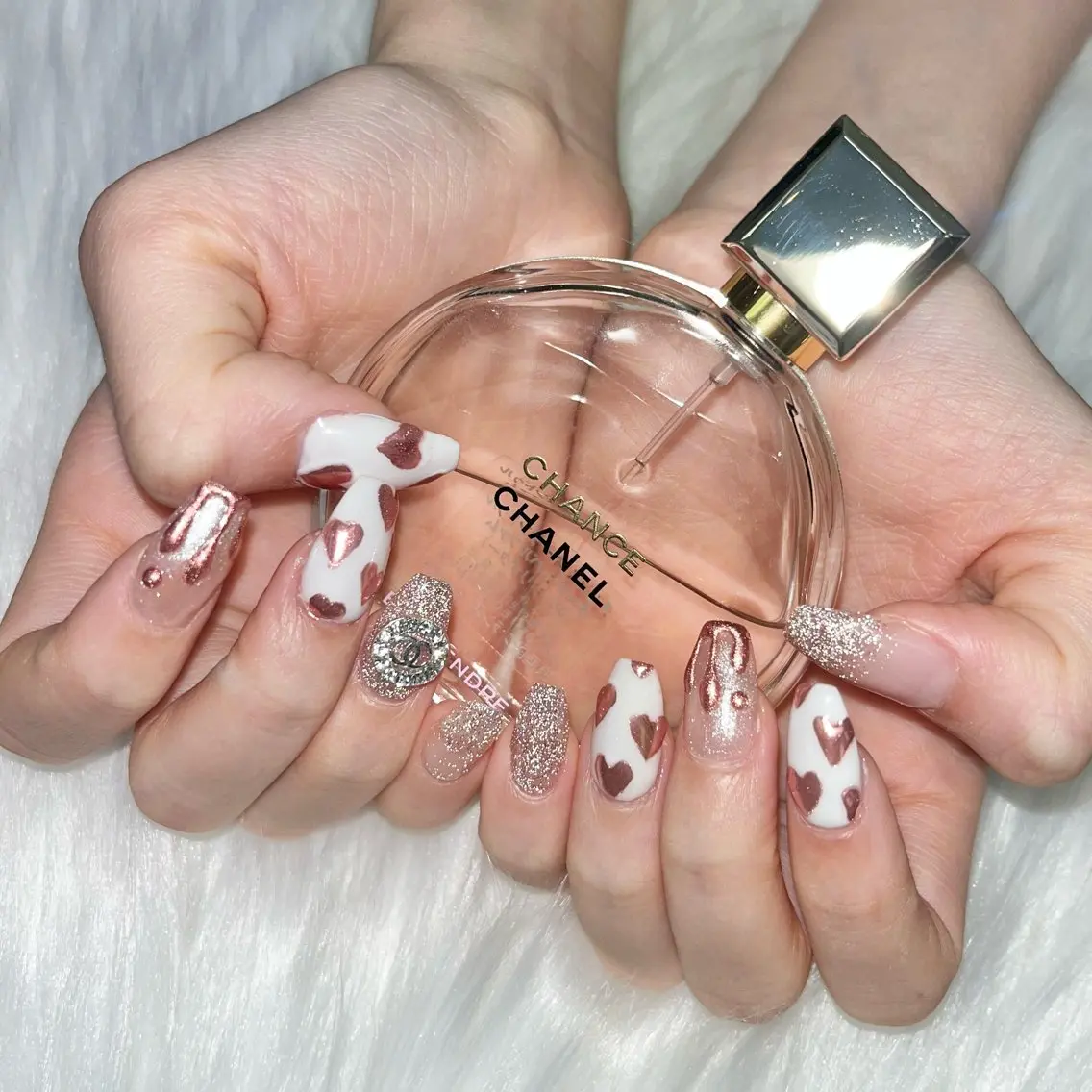 ネイル バレンタイン SALON ELVI.のネイルデザイン