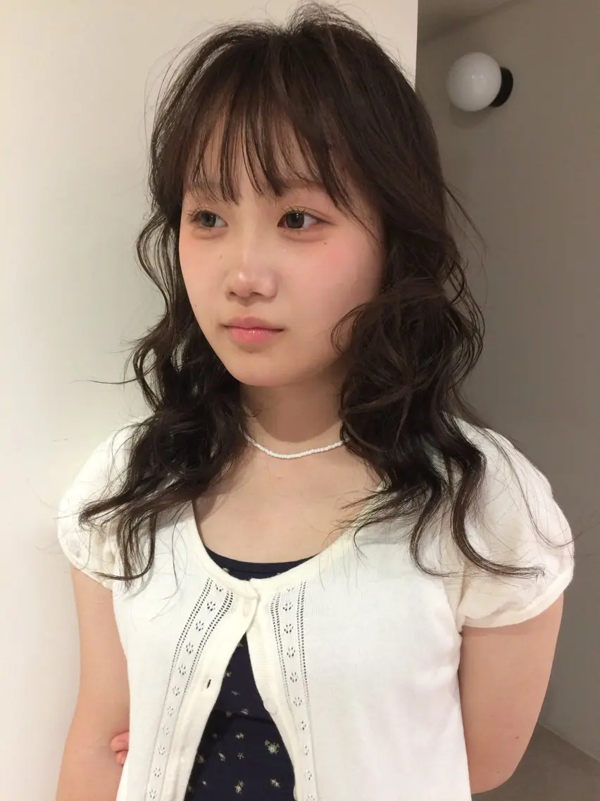 ミディアム ヘアカラー 山田 麻椰のヘアスタイル