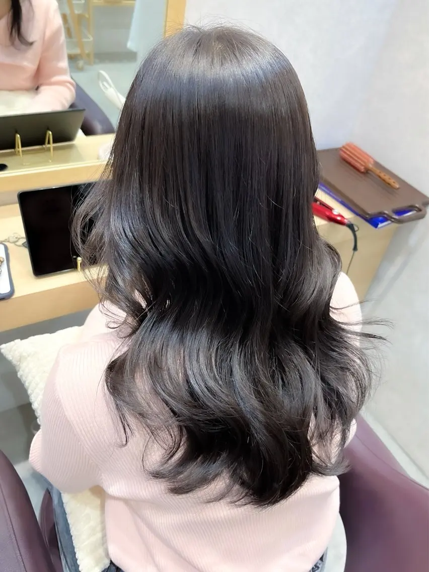 セミロング カラー ヘアカラー トリートメント 透明感カラー/韓国 レイヤーmomokaのヘアスタイル