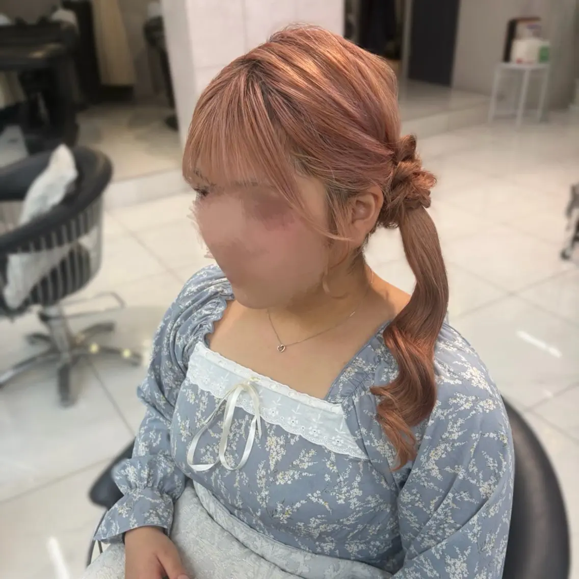 セミロング ヘアアレンジ ヘアセット ⟡.·Fuka/ ヘアメ🎀暖色カラーのヘアスタイル