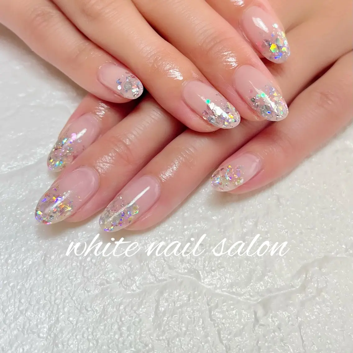 ネイル ラメ(グリッター) シンプルネイル white nail salonのネイルデザイン