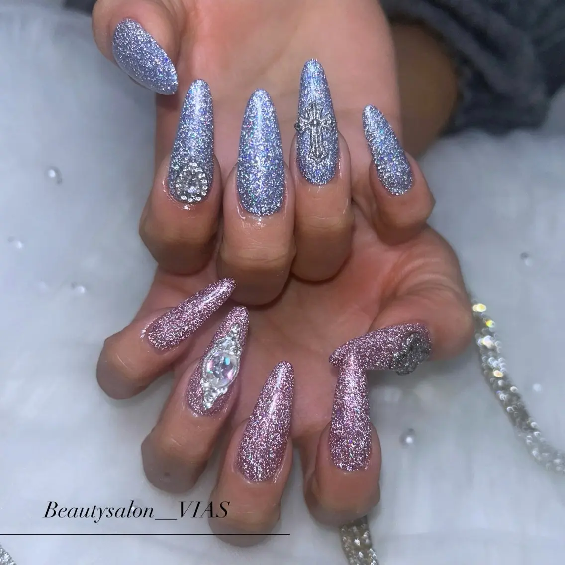 ネイル ハンドネイル VIAS 〜EYE&NAIL〜のマツエク・マツパデザイン