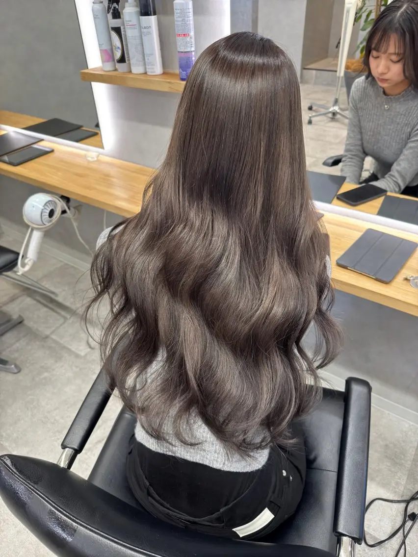 ロング ⭐️NOAHL大宮 カラー特化美容室⭐️のヘアスタイル