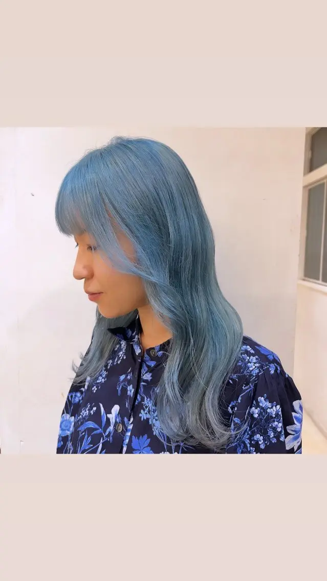 ロング カラー ブリーチ あらいしほ /ピンクカラーのヘアスタイル