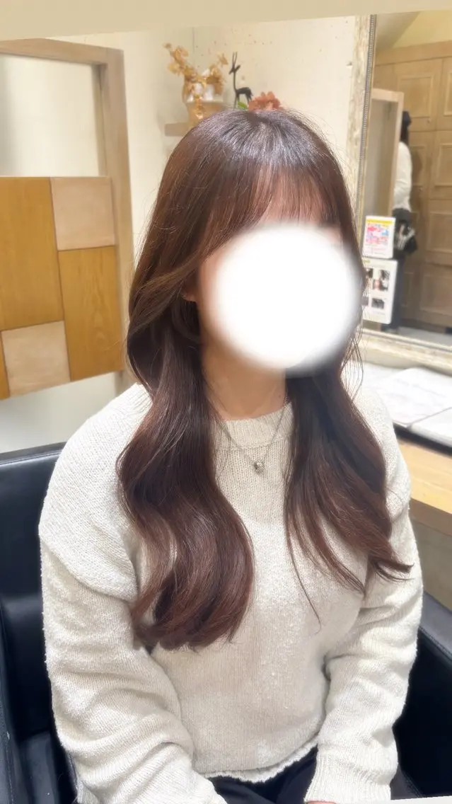 ロング カット ヘアカラー トリートメント ヘッドスパ 透明感グレージュ/ 縮毛矯正/静岡のヘアスタイル