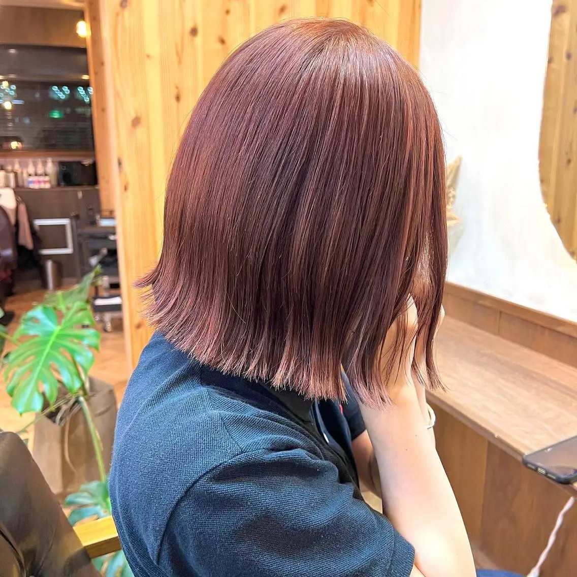 ショート カラー パーマ ヘアアレンジ メンズ キッズ ネイル マツエク・マツパ アイブロウ カット ヘアカラー トリートメント 前川 朋香のヘアスタイル