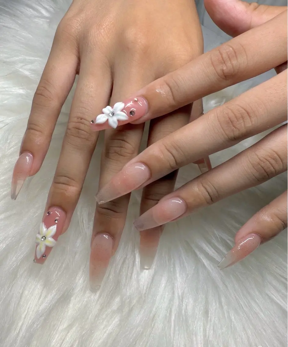 ネイル チークネイル クリアネイル ハンドネイル CHARME 🤎〔RINA〕のネイルデザイン