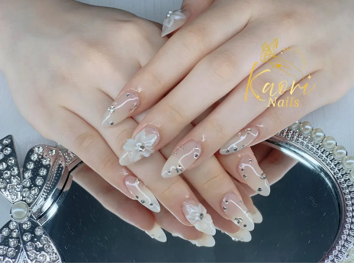 ネイル ジェルネイル 韓国ネイル ニュアンスネイル パラジェル ワンホンネイル Kaori Nailのネイルデザイン