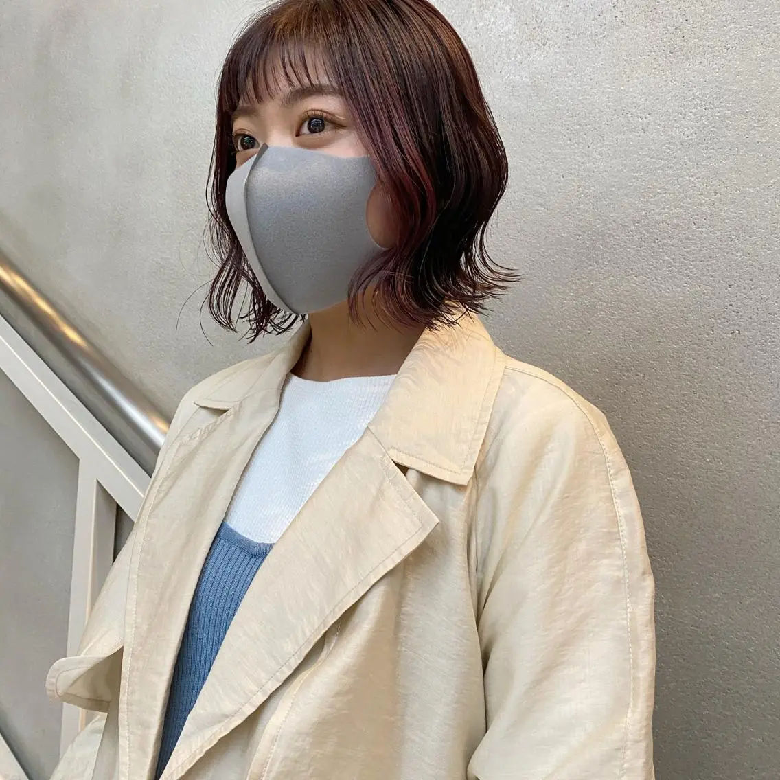 ショート カラー ミストバング ベージュカラー フェイスフレーミング ピンクカラー ピンクベージュ カット ウルフカット 811 大阪梅田 ウルフのヘアスタイル