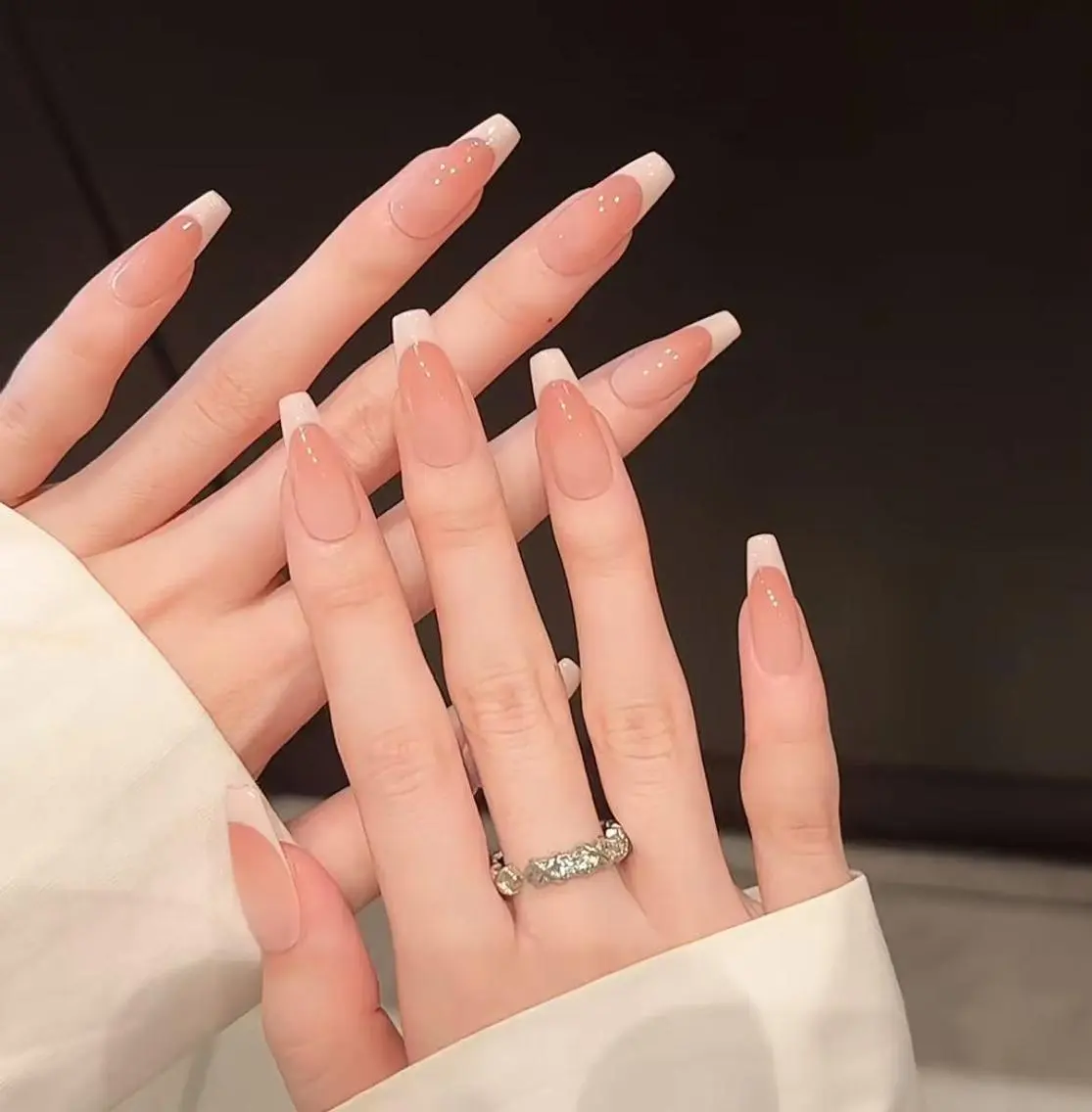 🧸🐾【チップ長さだし】韓国★ワンホン★カラーフレンチ★(ベースあり)の写真