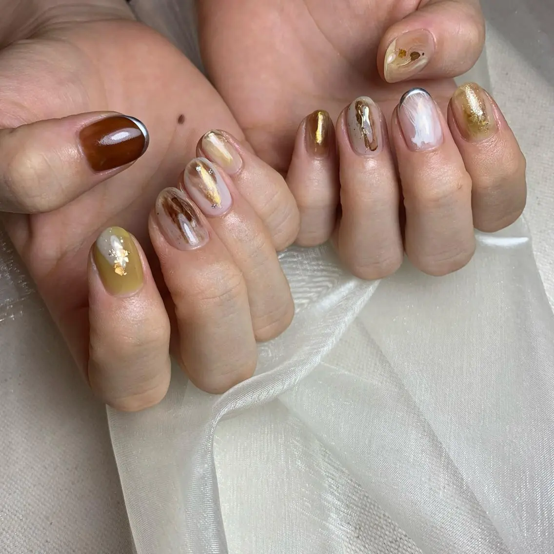 ネイル ハンドネイル 里見 麗のネイルデザイン