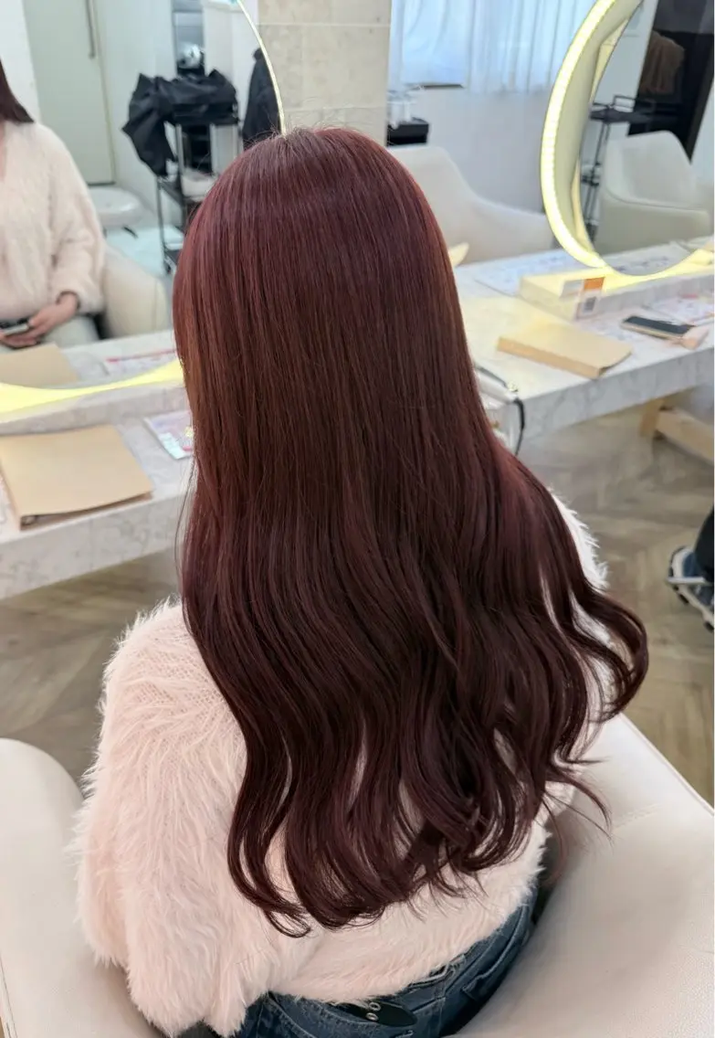 ロング ヘアカラー 小林 美月  透明感カラーのヘアスタイル