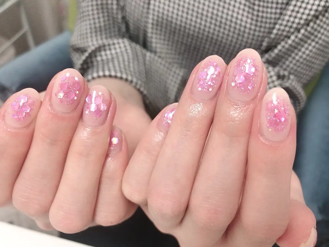 ネイル mano nella manoのネイルデザイン