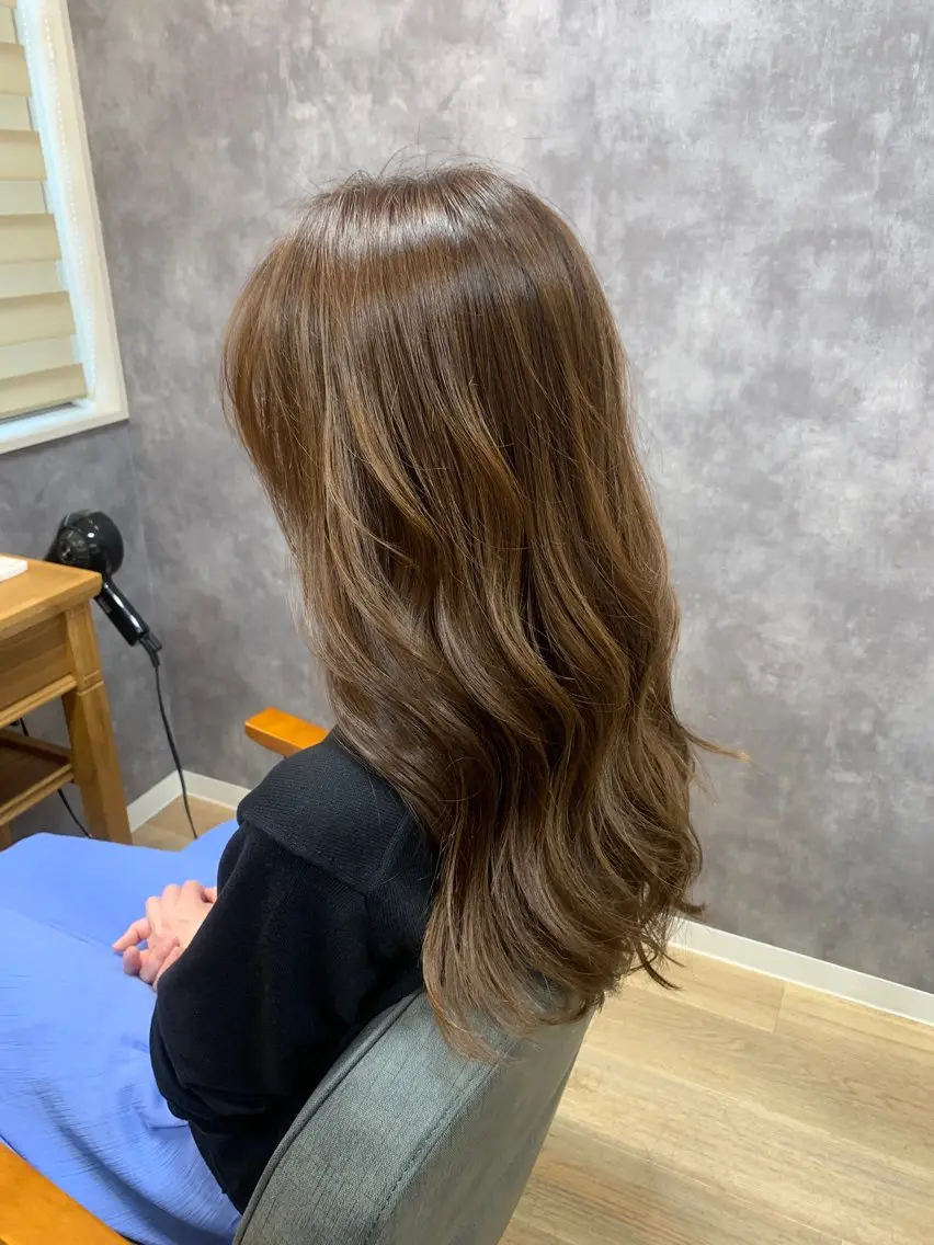 セミロング 韓国風ヘア カット ヘアカラー トリートメント 竹原 徹のヘアスタイル