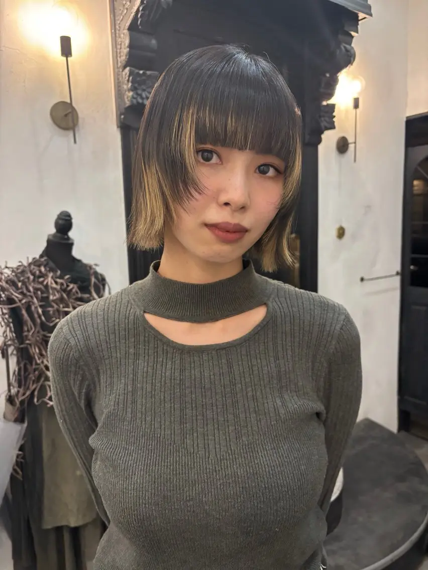 ショート ボブレイヤー ボブ レイヤーカット ボブ・カラー 琴音のヘアスタイル