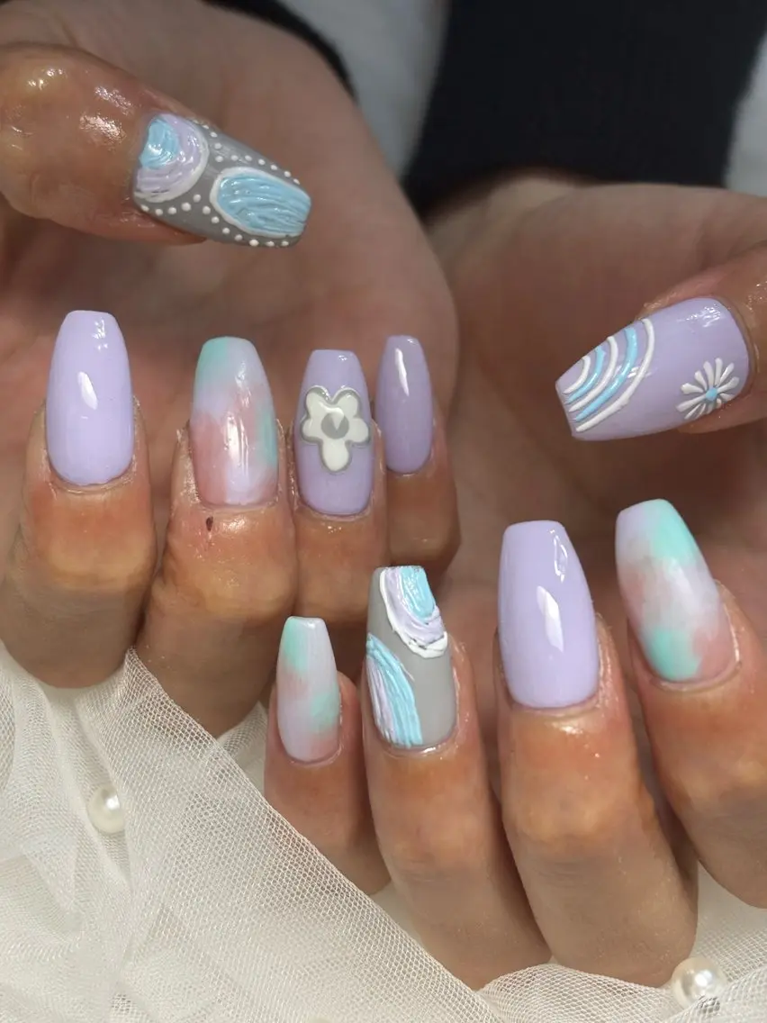ネイル ハンドネイル フットネイル ✴︎ Delightのネイルデザイン