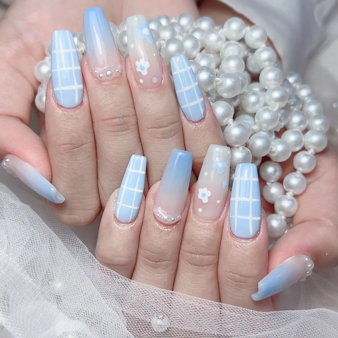 ネイル M🌷nail 長さだし専門店のネイルデザイン