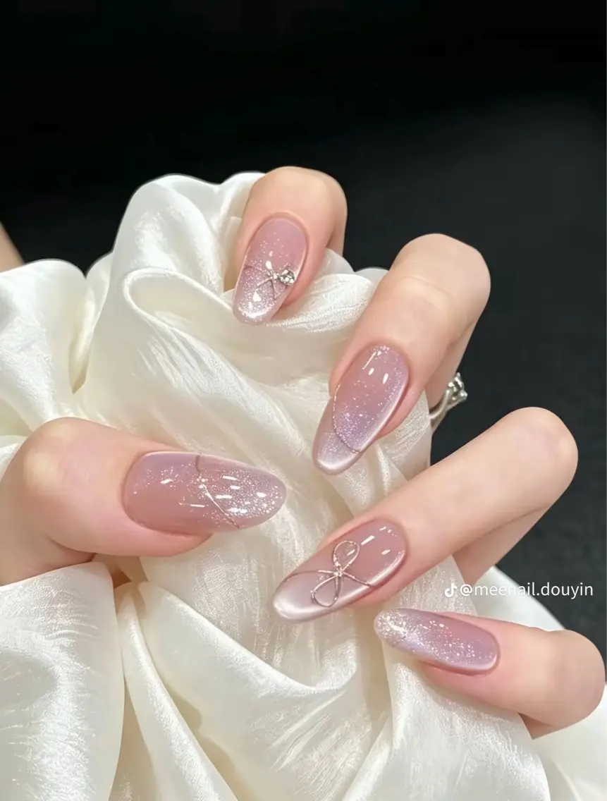 ネイル 韓国ネイル マグネットネイル 持ち込み ハンドネイル Dyo Nail_Royalのネイルデザイン