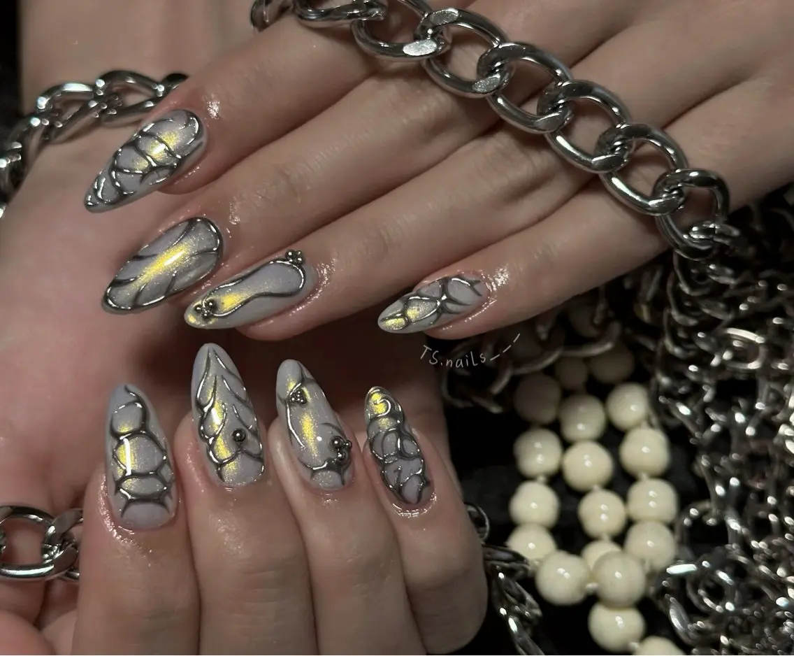 ネイル ハンドネイル フットネイル ハンドケア TS. nails___のネイルデザイン