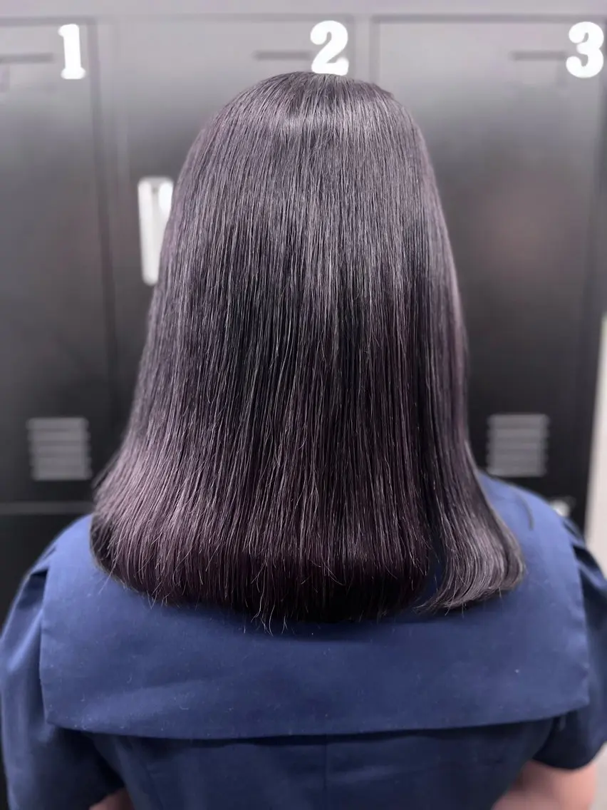 セミロング カラー ブリーチ 透明感カラー ディープラベンダー ラベンダーカラー カット ヘアカラー 透明感カラー特化🫧 🦋栗原🦋のヘアスタイル