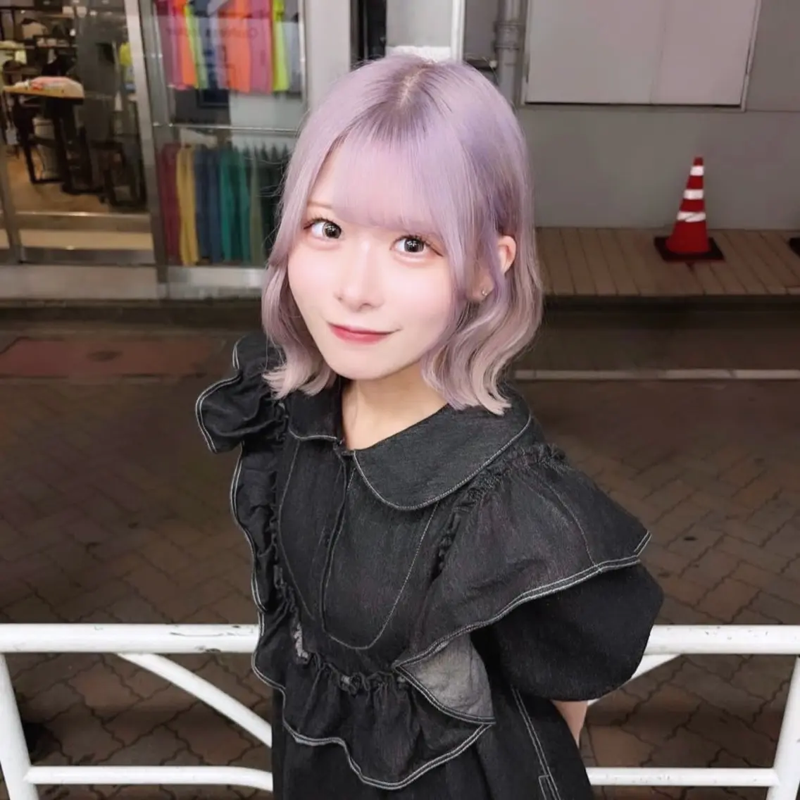 ショート カラー ヘアアレンジ シルバー ボブ カット ヘアカラー トリートメント ヘアセット 渋谷🤍ハイトーン 🤍ボブ🤍FUMUのヘアスタイル