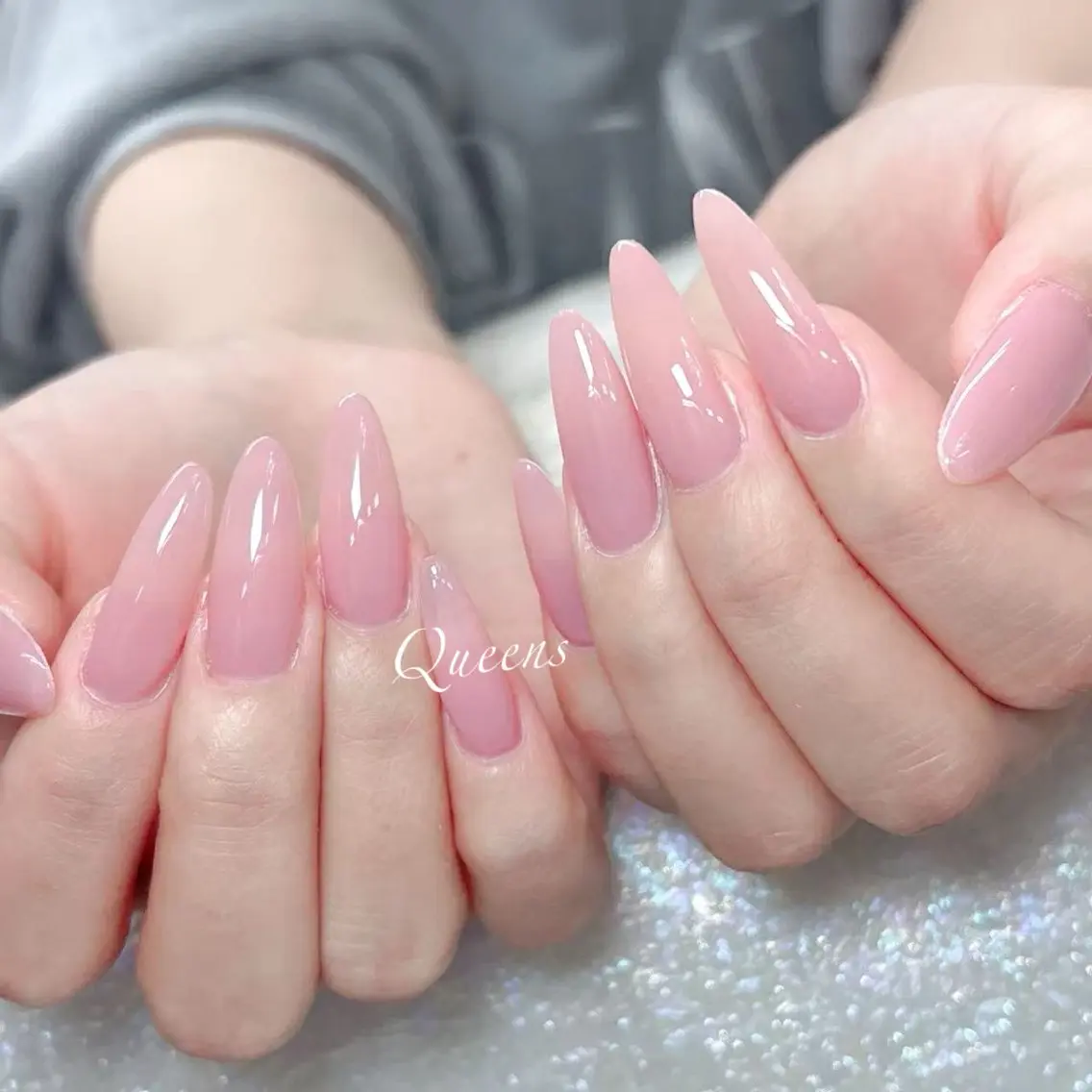 ネイル ハンドネイル Queens テイのネイルデザイン