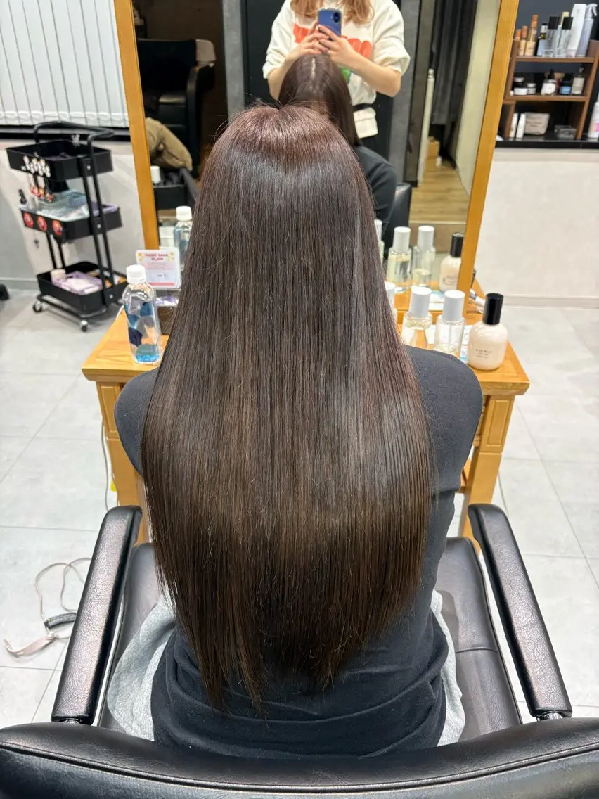 ロング 髪質改善 縮毛矯正 トリートメント 酸熱トリートメント ヘアカラー カラーモデル募集 🤍momoha🤍のヘアスタイル
