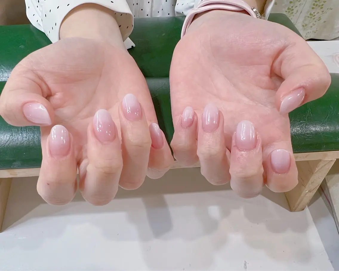 劉 コンのネイルデザイン