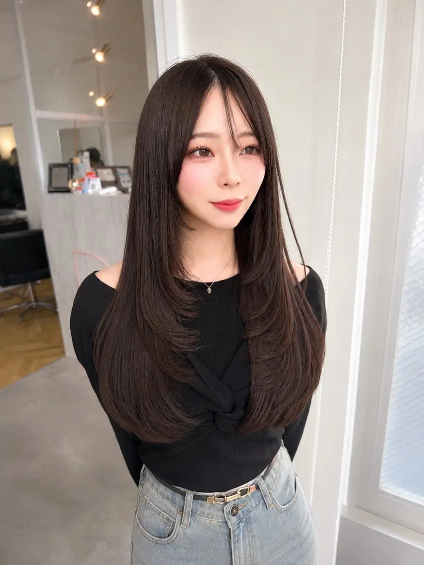 ロング レイヤーカット カット ヘアカラー トリートメント 韓国レイヤー🇰🇷 美髪縮毛矯正🫧拓海のヘアスタイル
