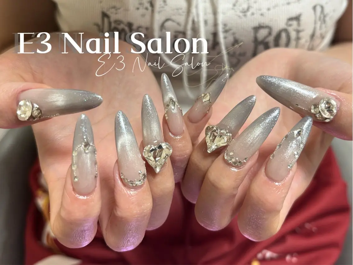 ネイル アニマル柄 オーロラネイル べっ甲ネイル ボルドー ブラウン ハンドネイル E3 Nail Salonのネイルデザイン