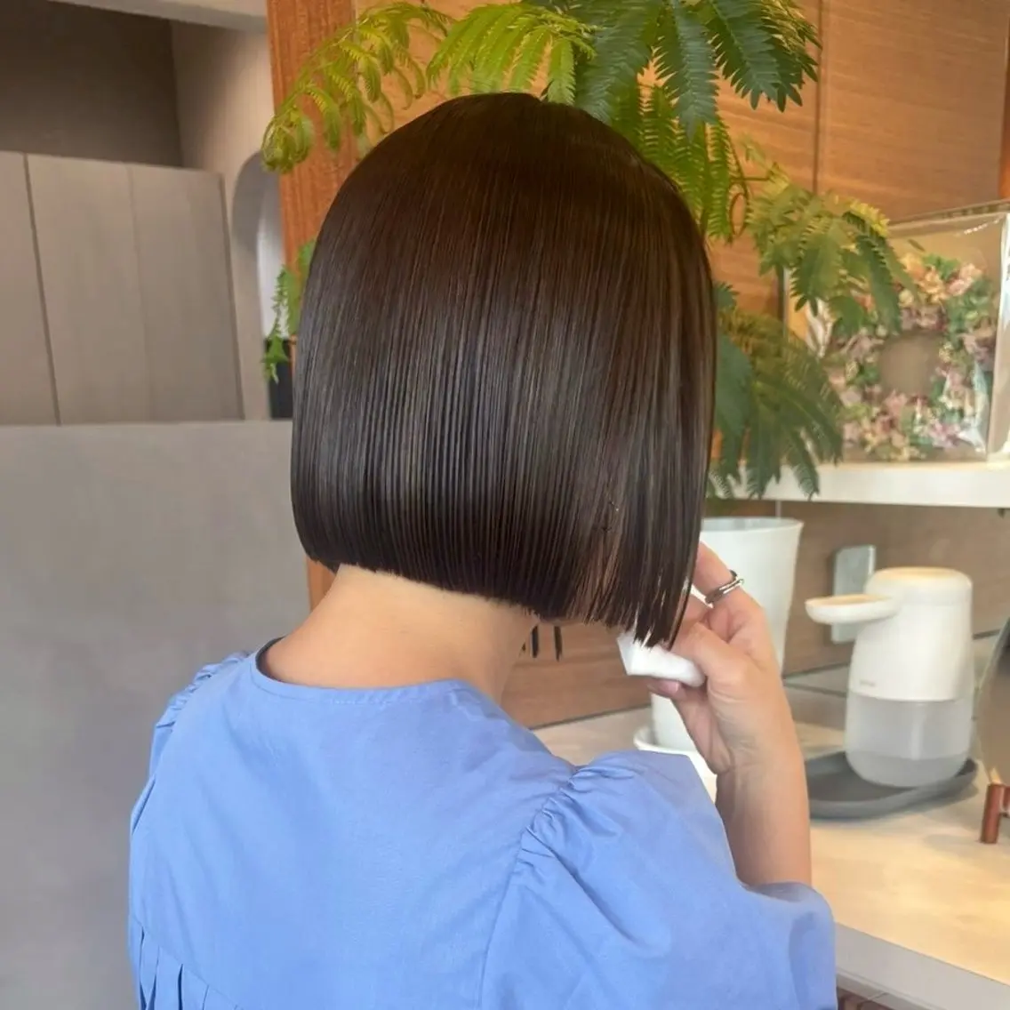 ミディアム カラー ボブ／ミニボブ ❣️マナミのヘアスタイル